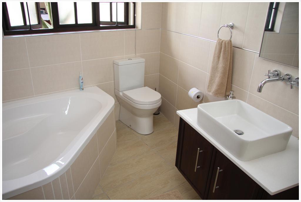 Be At Home Guesthouse Klerksdorp Zimmer foto