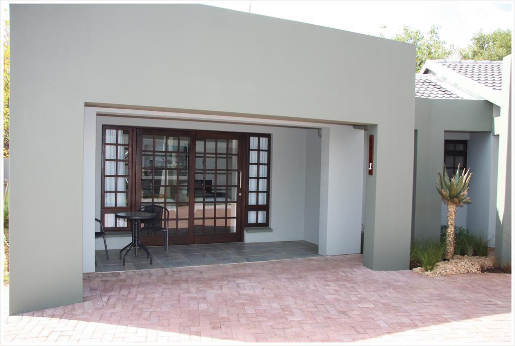 Be At Home Guesthouse Klerksdorp Zimmer foto